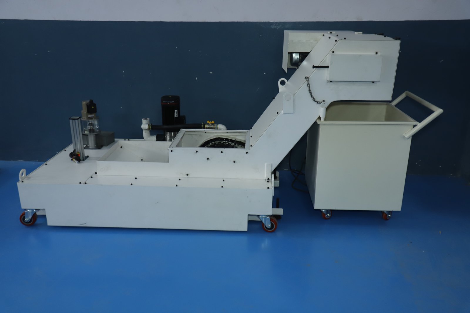 Standard + Chip Conveyor Thumbnail