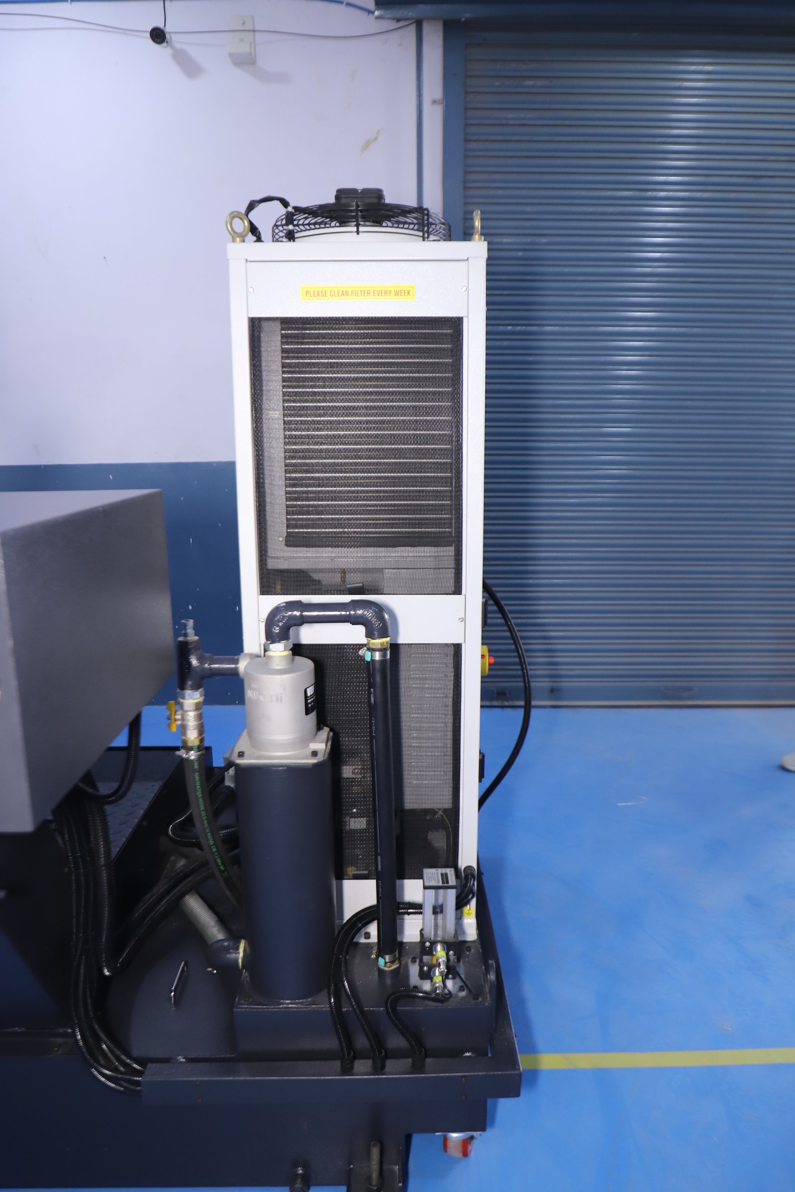 Standard + CTS + Cyclone + Chip Conveyor + Chiller Thumbnail